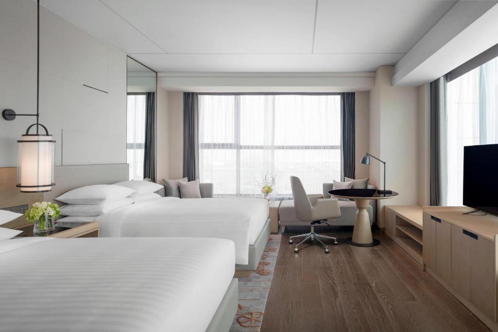 Hotel Furniture Set