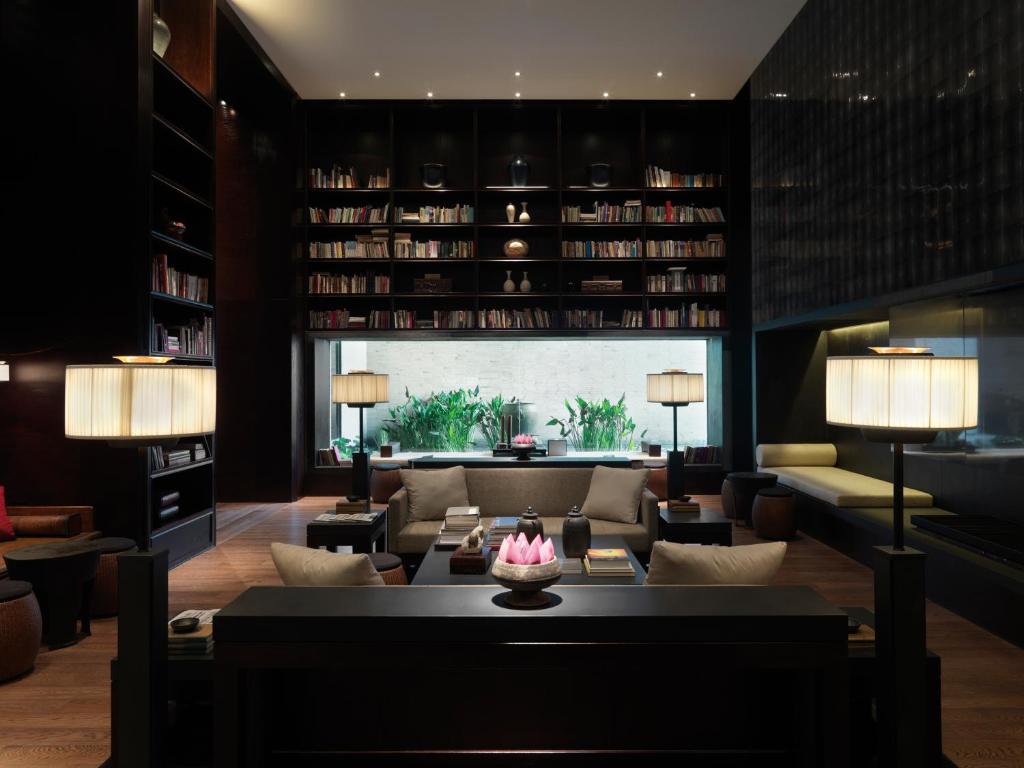 Hotel Furniture Set